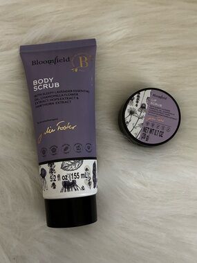 Bloomfield body scrub and lip scrub